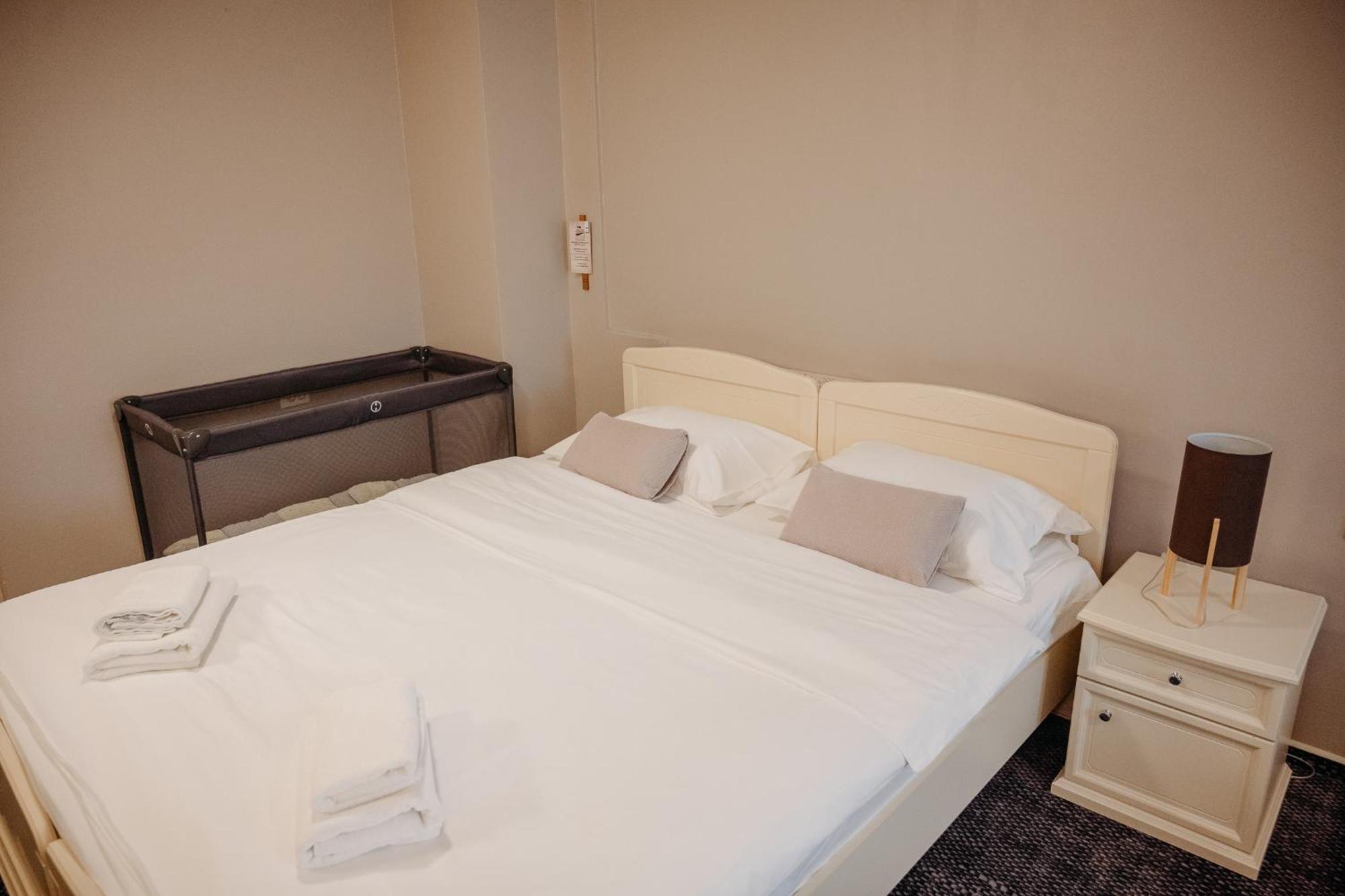 Hotel Kunst Krško Rom bilde